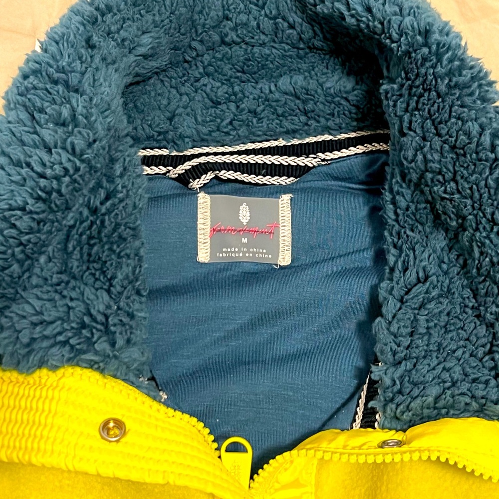 Medium Free People Pullover. fall to rise half zip